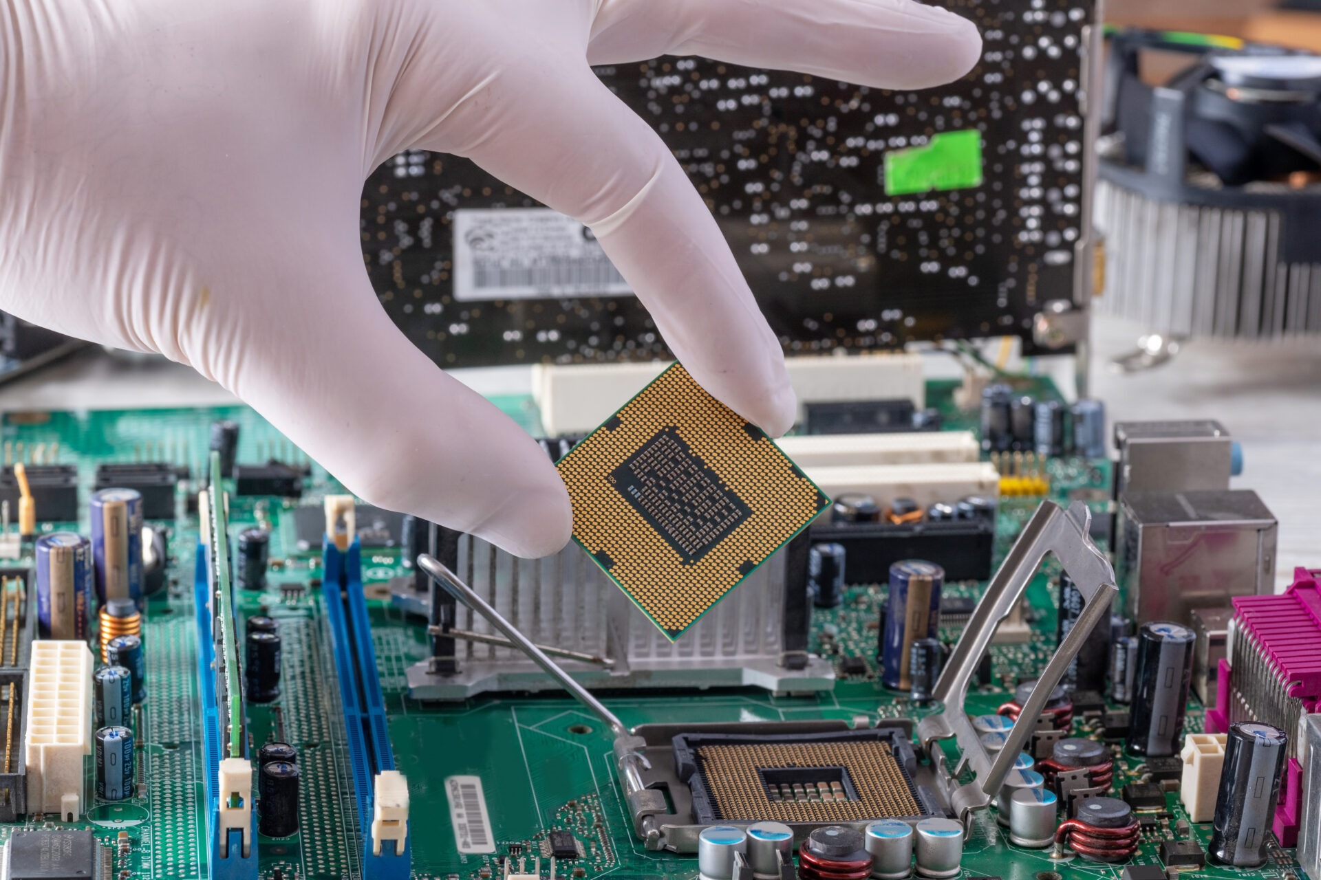 Case Study: Transforming Semiconductor Customer Support Through AI-Powered Conversational Chatbot